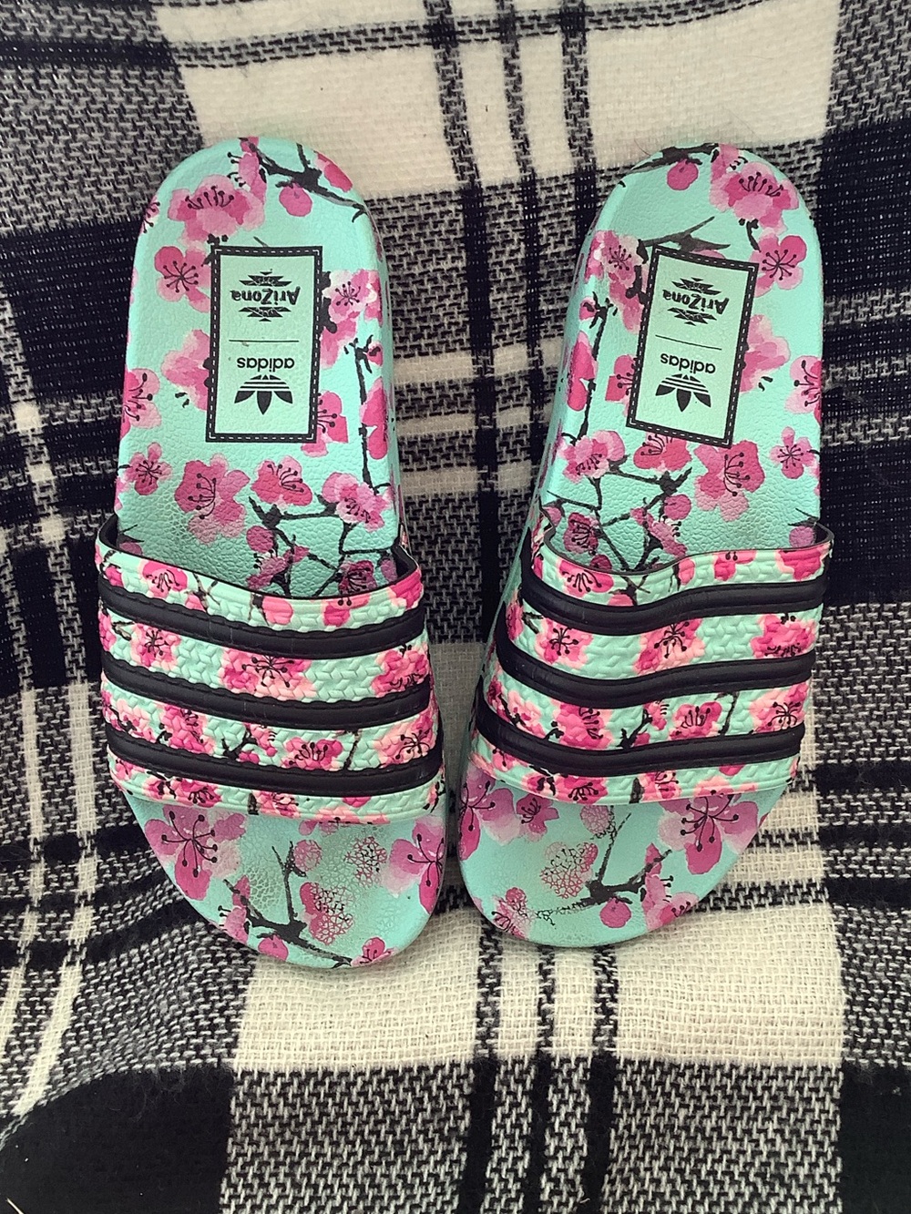 Arizona tea adidas limited edition slides